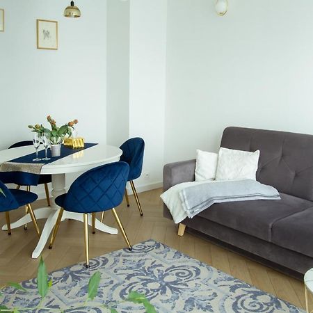 Nowy Apartment Przy Placu Szembeka Warschau Buitenkant foto