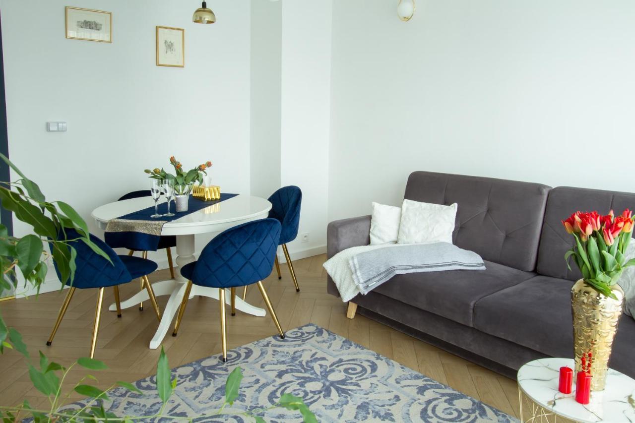 Nowy Apartment Przy Placu Szembeka Warschau Buitenkant foto