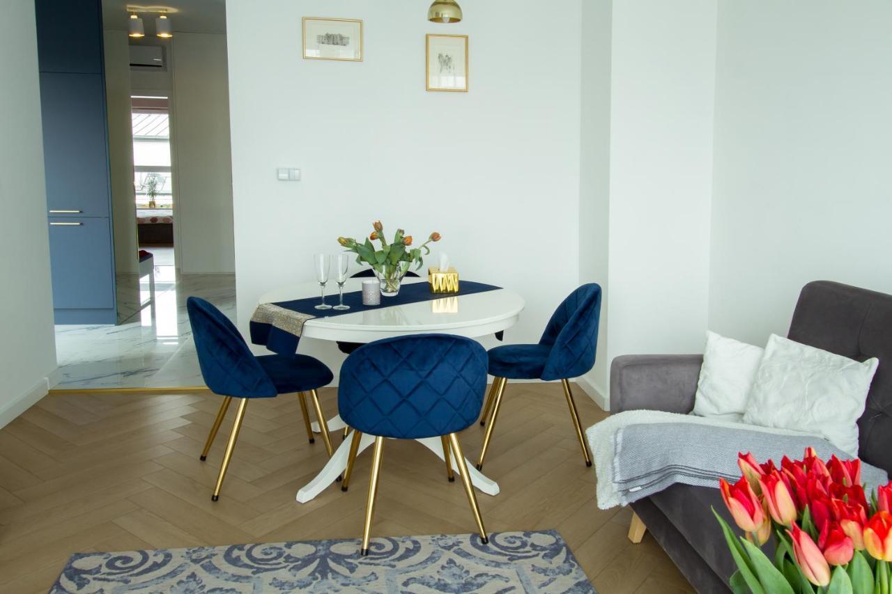 Nowy Apartment Przy Placu Szembeka Warschau Buitenkant foto