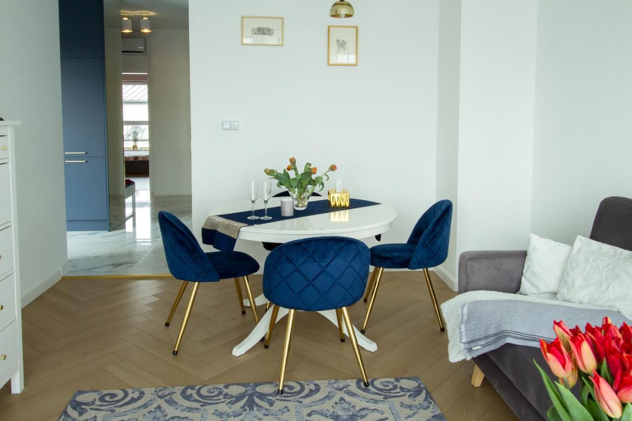 Nowy Apartment Przy Placu Szembeka Warschau Buitenkant foto